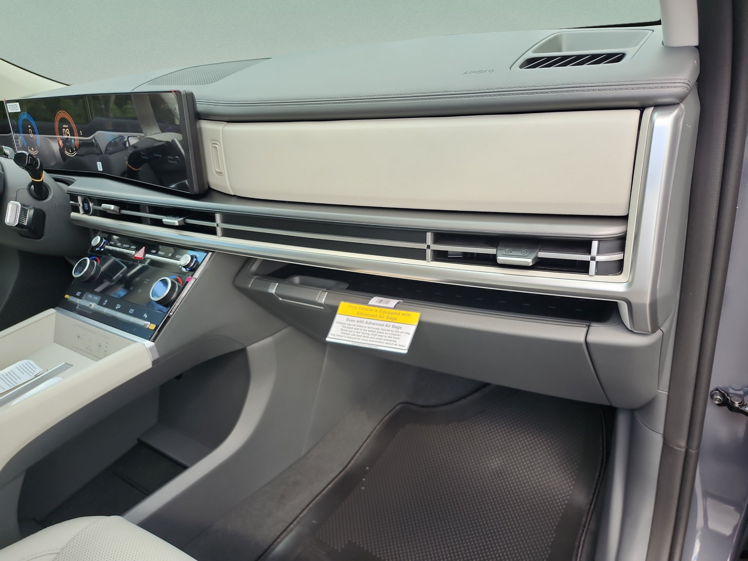 New 2027 Hyundai Santa Fe SEL FWD image 19