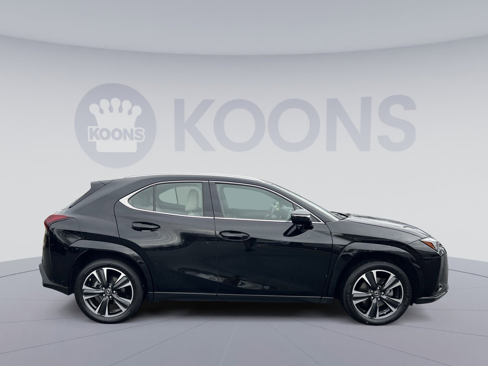 Used 2023 Lexus UX 250h FWD w/ Accessory Package (Z1) image 8