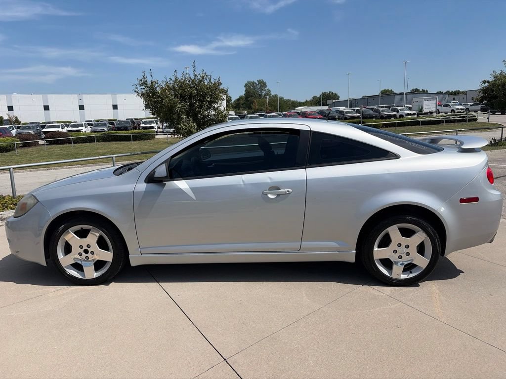 Used 2010 Chevrolet Cobalt LT w/ Preferred Equipment Group FWD image 5