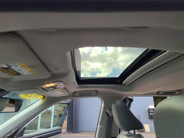 Used 2022 Toyota Highlander XLE image 15