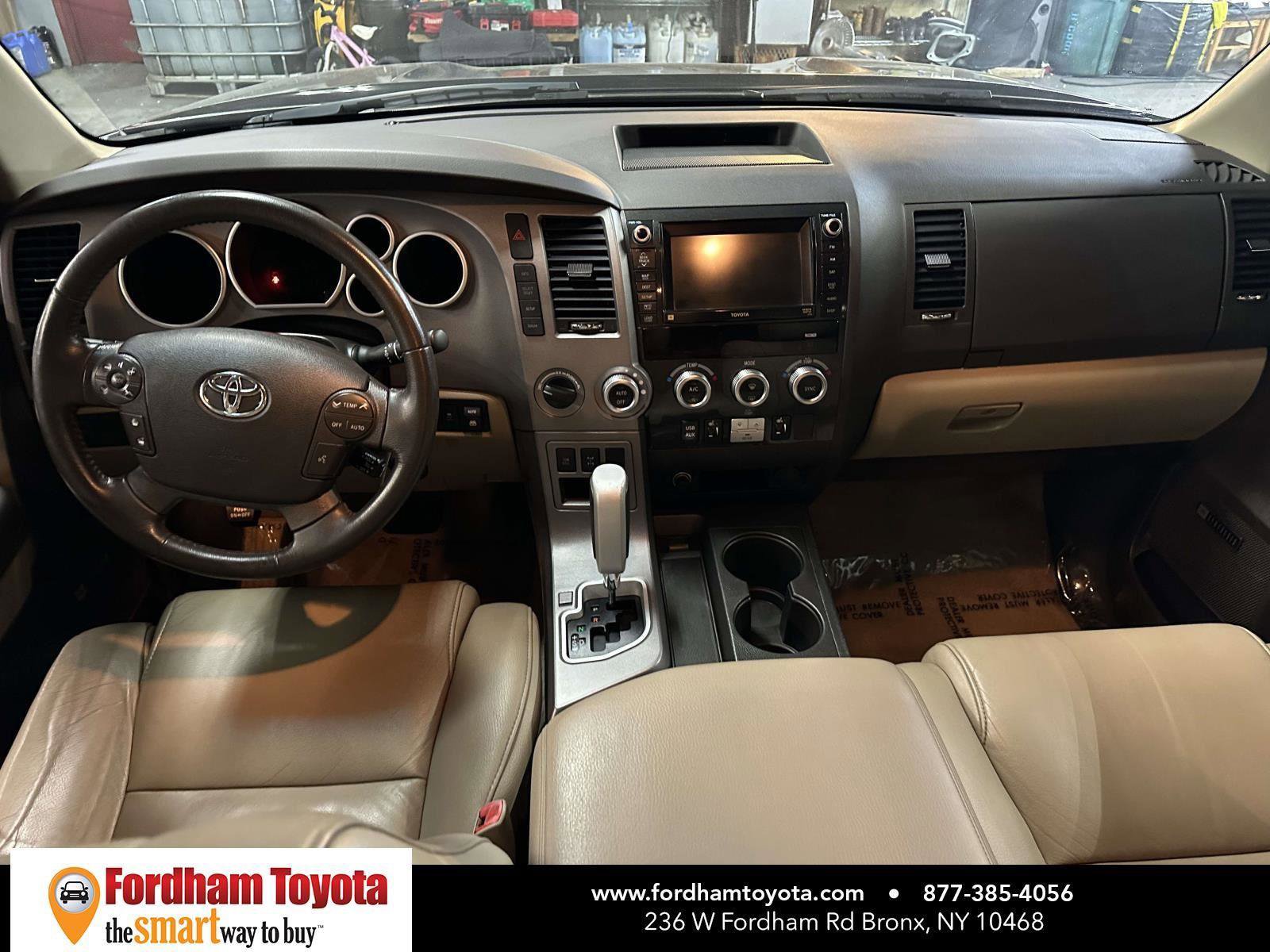 Used 2011 Toyota Sequoia Limited AWD/4WD image 19