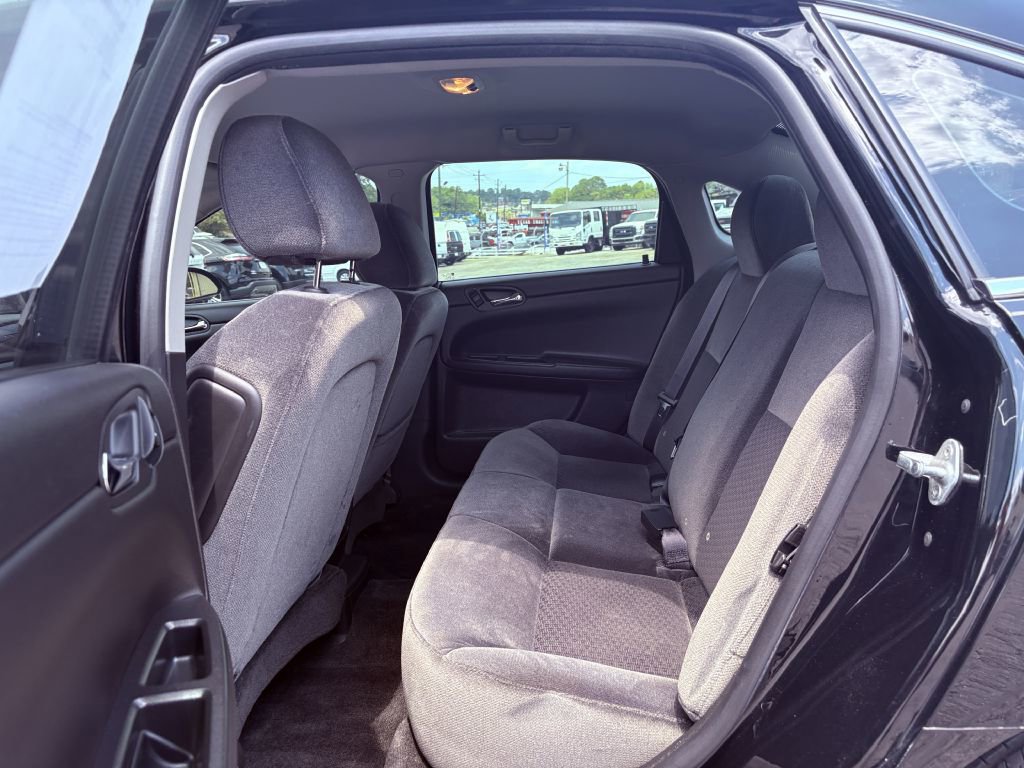 Used 2013 Chevrolet Impala LS FWD image 13