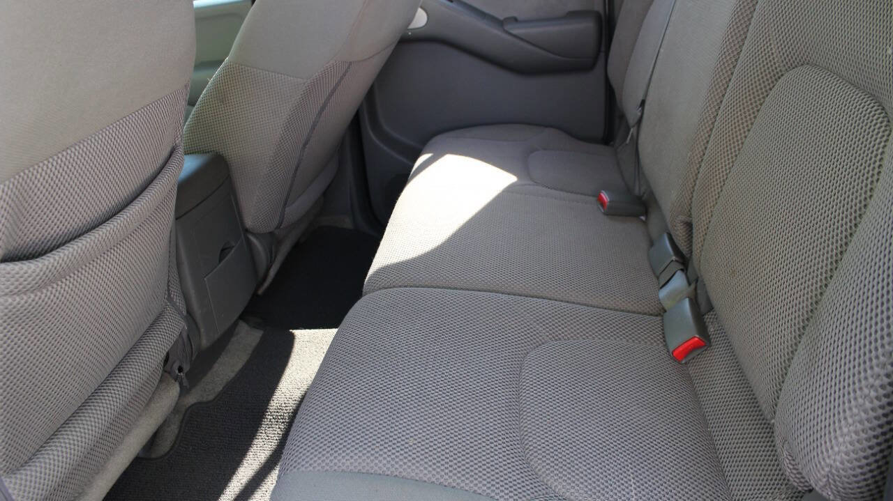 Used 2015 Nissan Frontier SV w/ SV Value Truck Package image 35