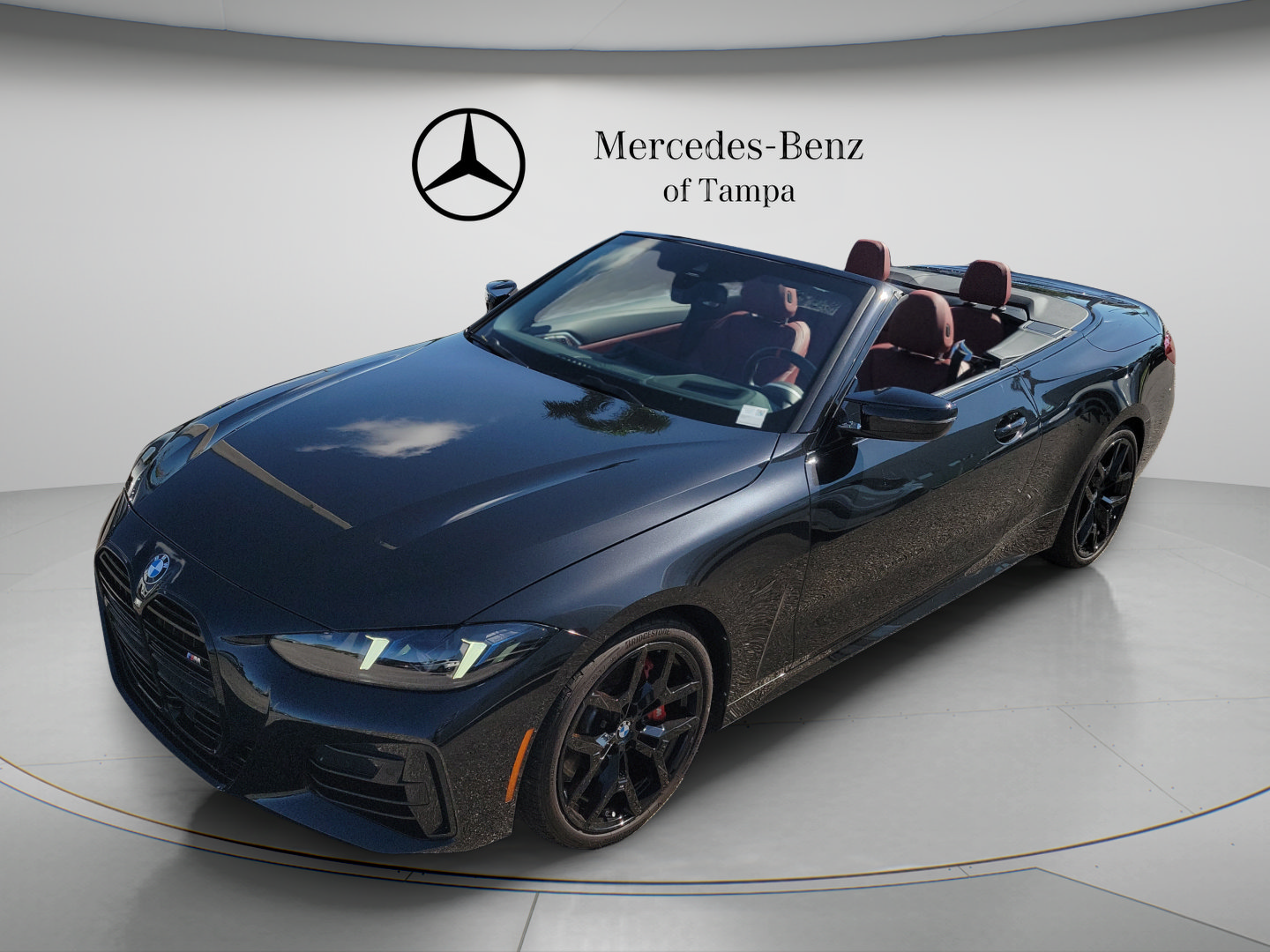 Used 2025 BMW M440i Convertible w/ Premium Package RWD image 2