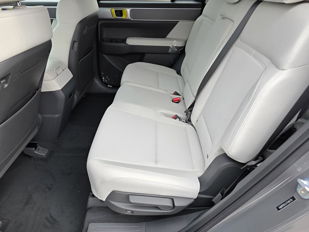 New 2026 Hyundai Santa Fe SE AWD/4WD image 11