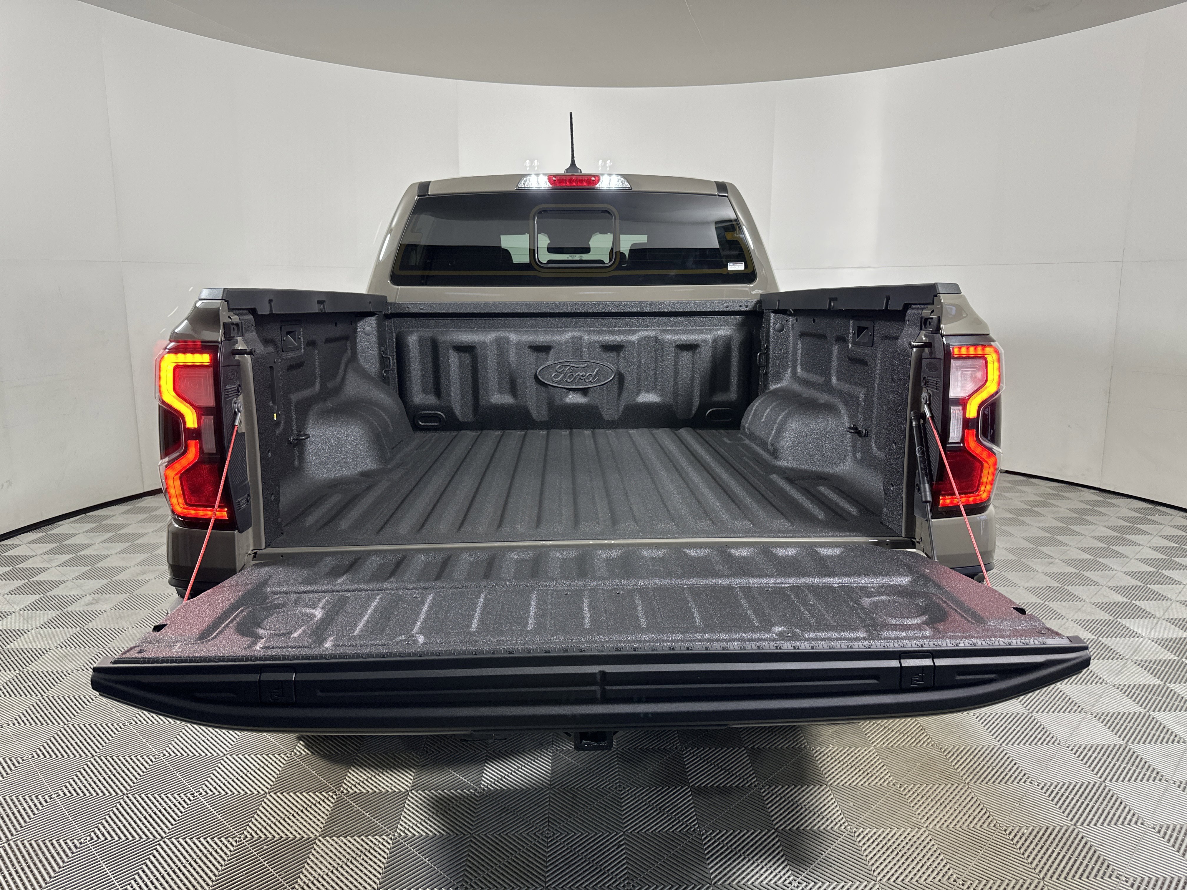 Used 2025 Ford Ranger Raptor image 24