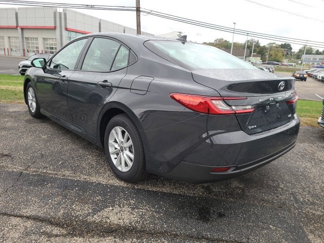 New 2026 Toyota Camry LE w/ Convenience Package FWD image 5