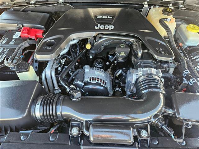 Used 2018 Jeep Wrangler Rubicon AWD/4WD image 25