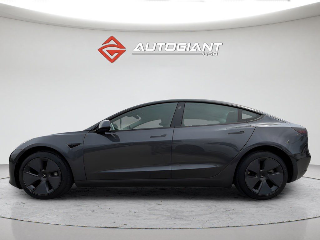 Used 2021 Tesla Model 3 Standard Range Plus RWD image 3