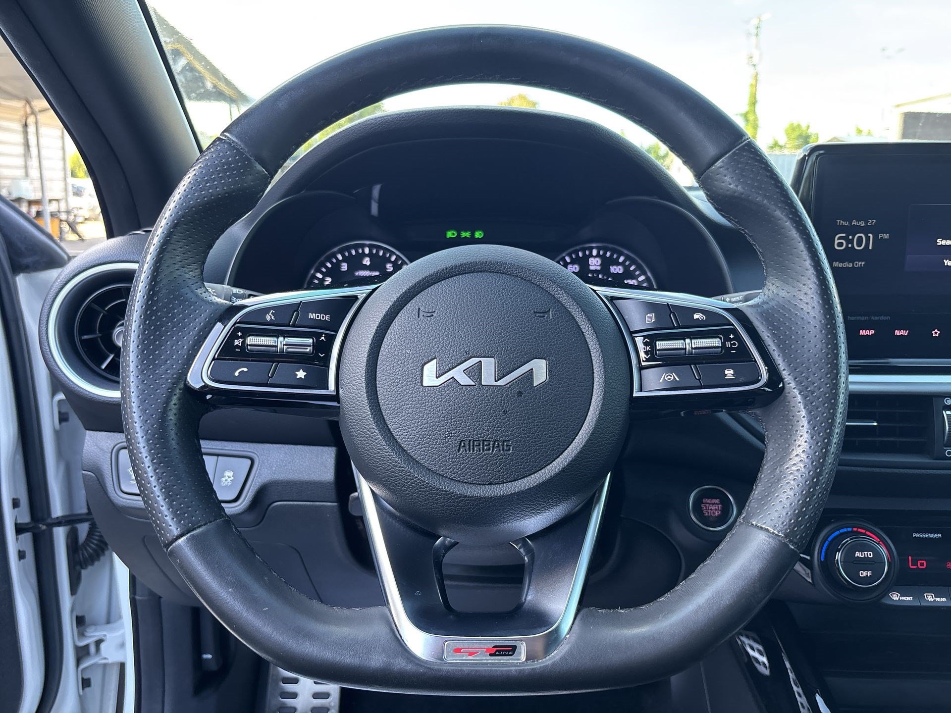 Used 2024 Kia Forte GT-Line w/ GT-Line Premium Package FWD image 11