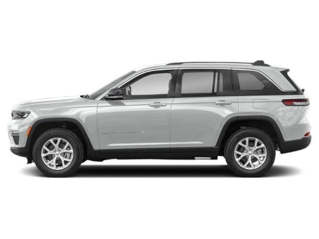 Used 2023 Jeep Grand Cherokee Limited w/ Black Appearance Package AWD/4WD image 2