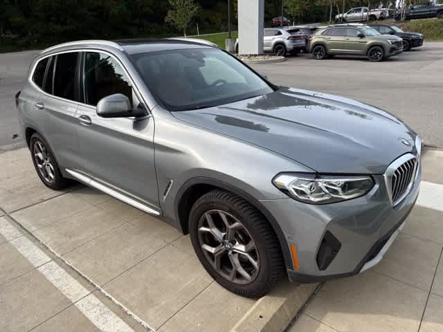 Used 2024 BMW X3 xDrive30i w/ Premium Package AWD/4WD image 3