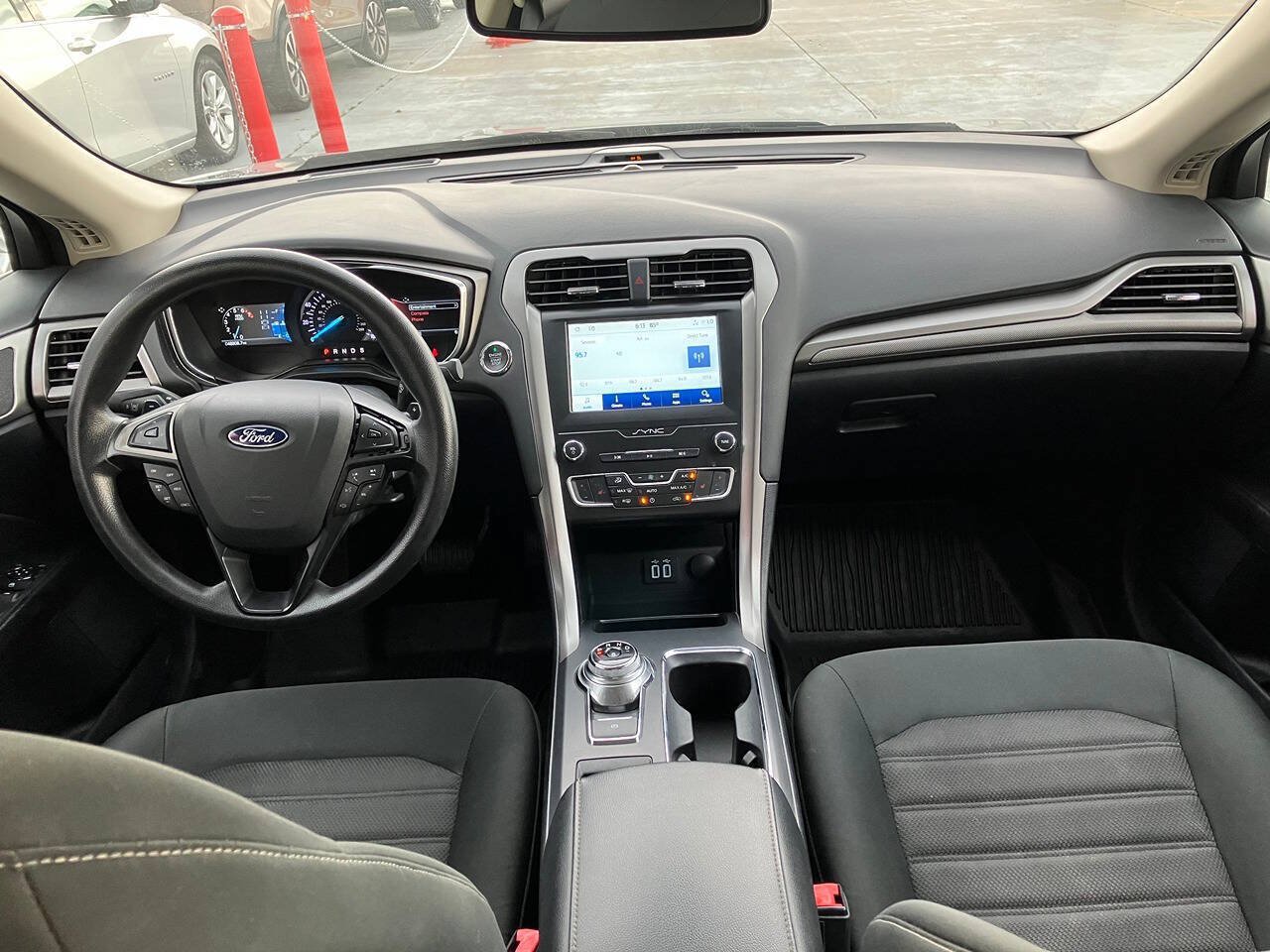 Used 2020 Ford Fusion SE AWD/4WD image 7