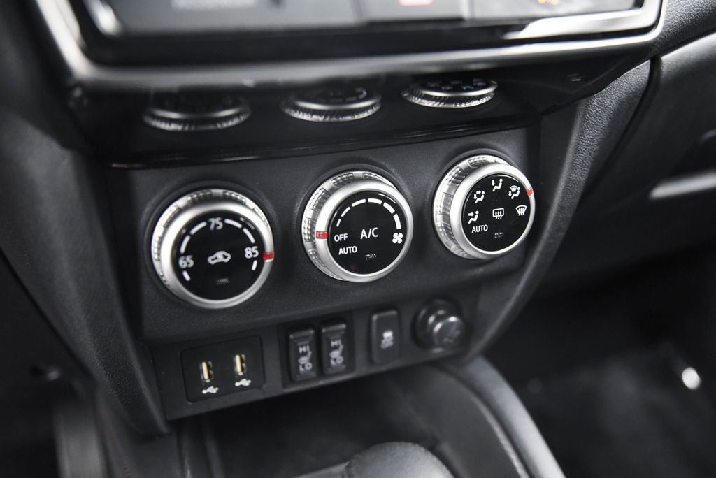 Used 2025 Mitsubishi Outlander Sport SE image 23