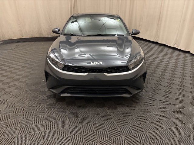 Certified 2022 Kia Forte LXS image 2