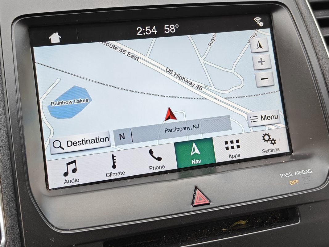 Used 2018 Ford Taurus SEL w/ Equipment Group 201A FWD image 24