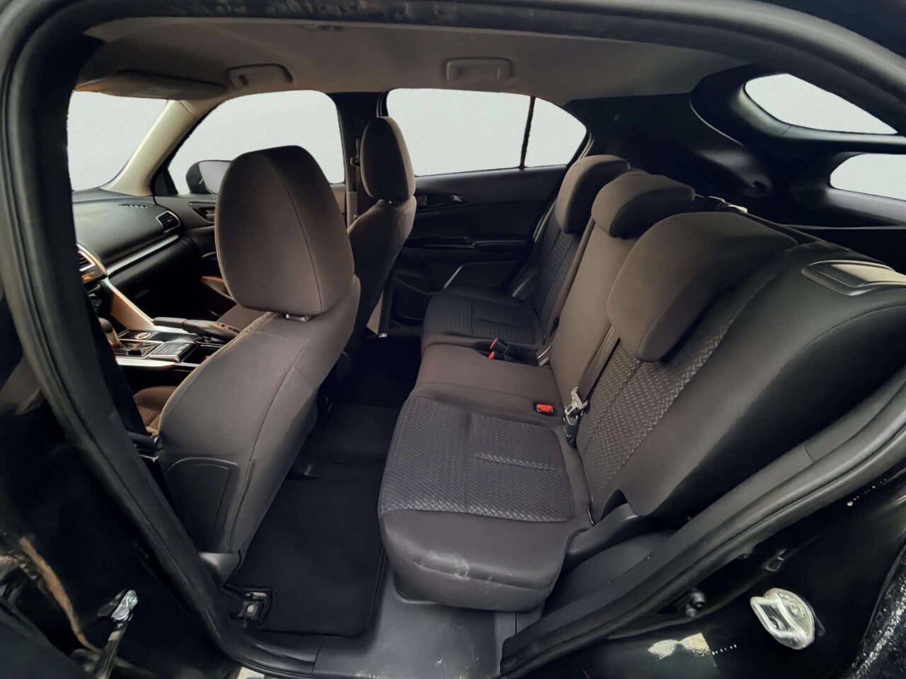 Used 2019 Mitsubishi Eclipse Cross LE AWD/4WD image 22