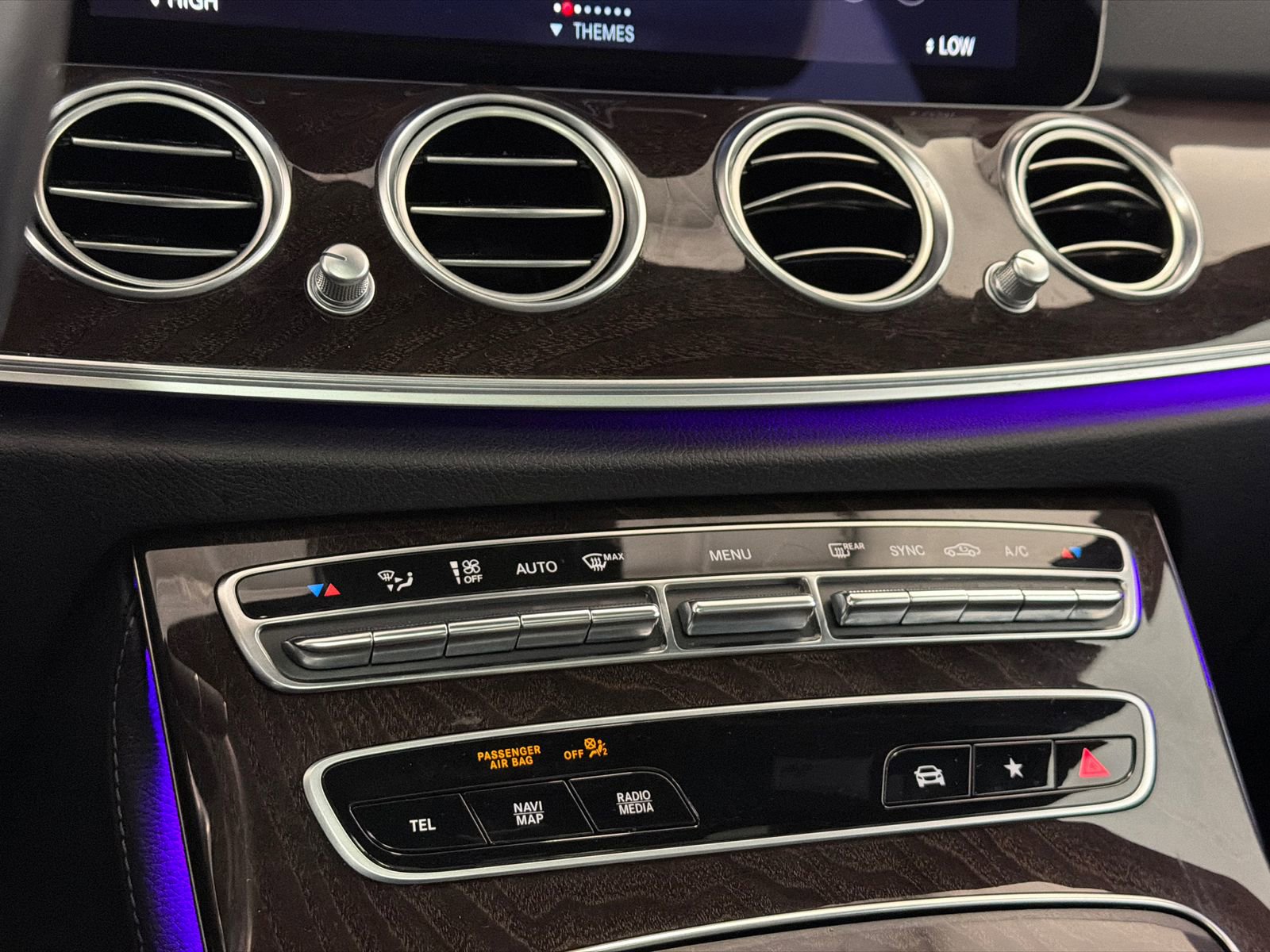 Used 2023 Mercedes-Benz E 350 4MATIC Sedan image 30