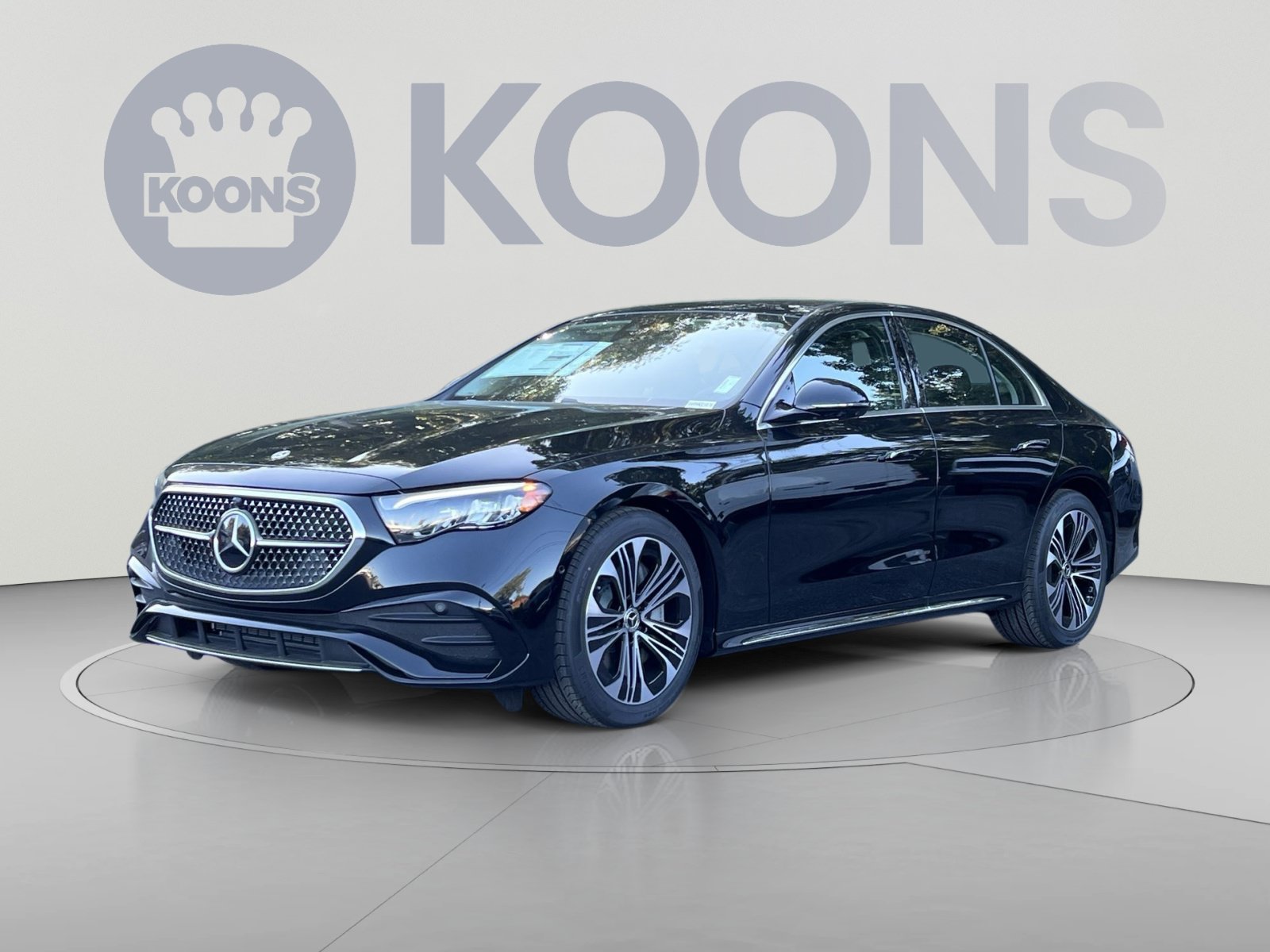 New 2027 Mercedes-Benz E 450 4MATIC Sedan image 5