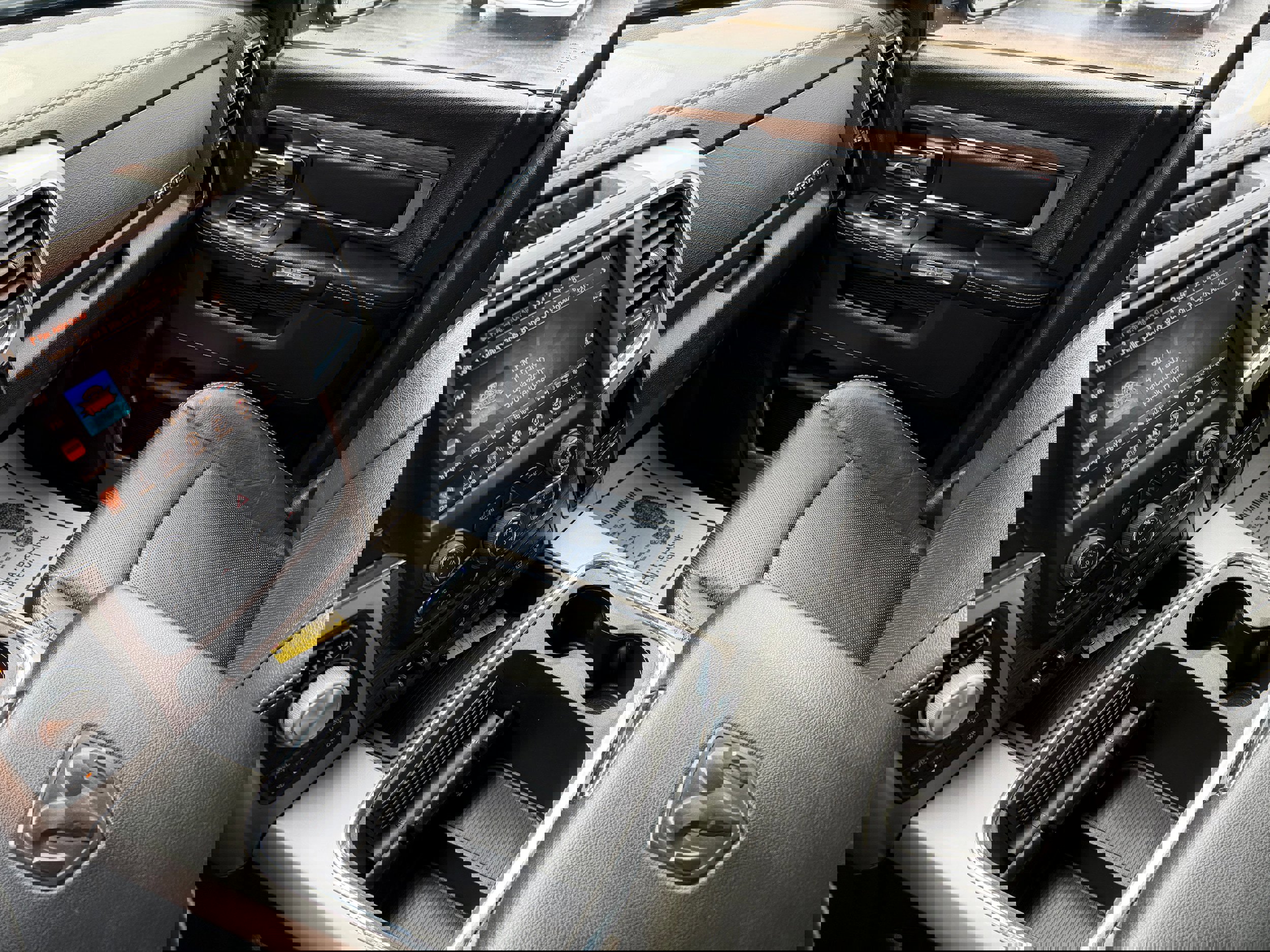 Used 2016 RAM 1500 Laramie w/ Convenience Group image 13