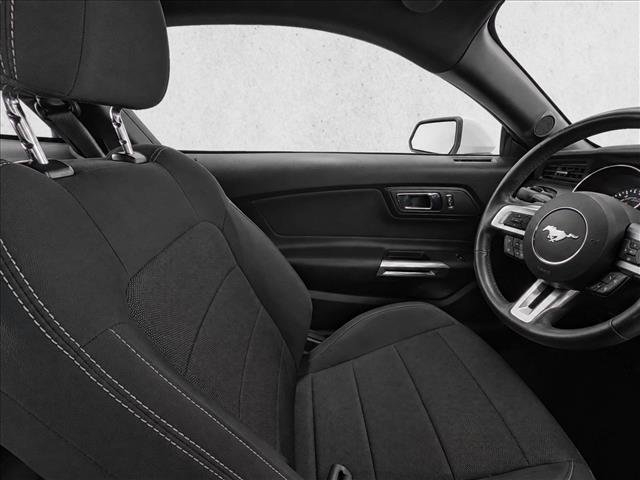 Used 2017 Ford Mustang Coupe RWD image 12