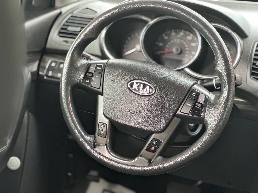Used 2012 Kia Sorento LX w/ Convenience Pkg AWD/4WD image 11