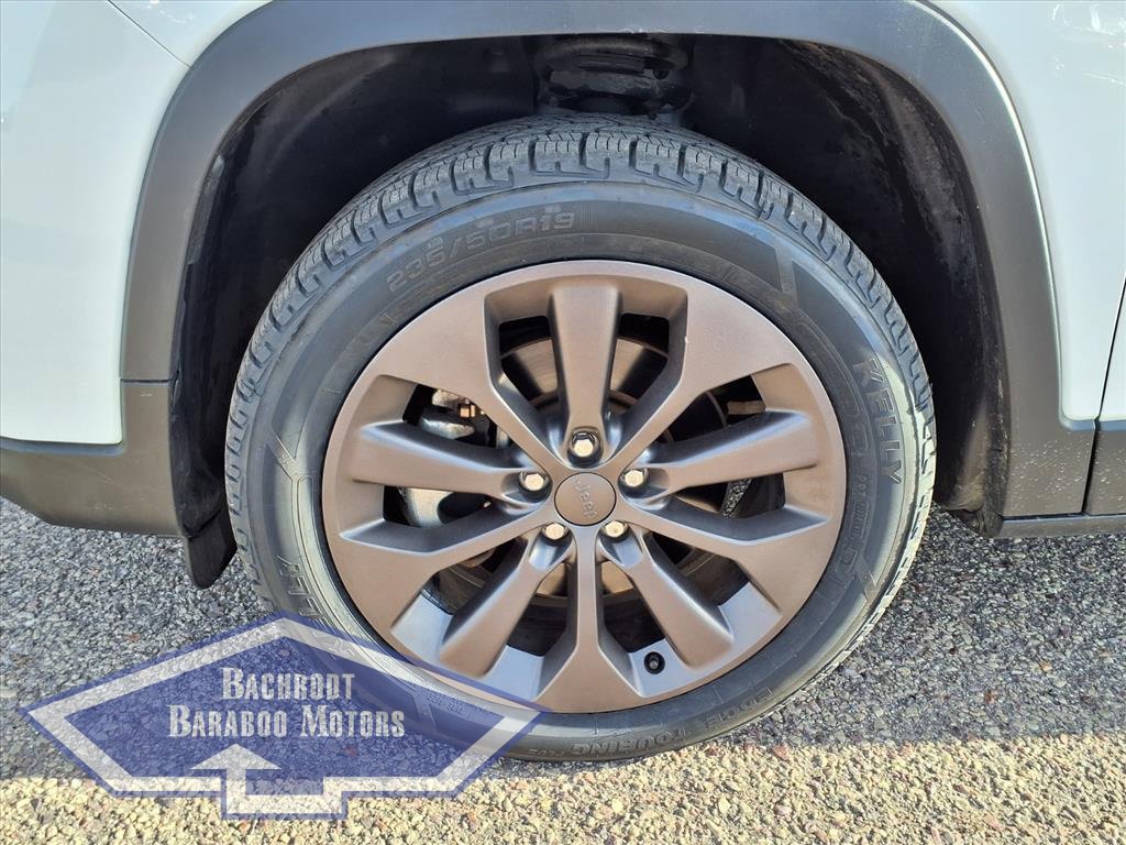 Used 2021 Jeep Cherokee Latitude Lux 80th Anniv w/ Quick Order Package 26U 80TH image 11