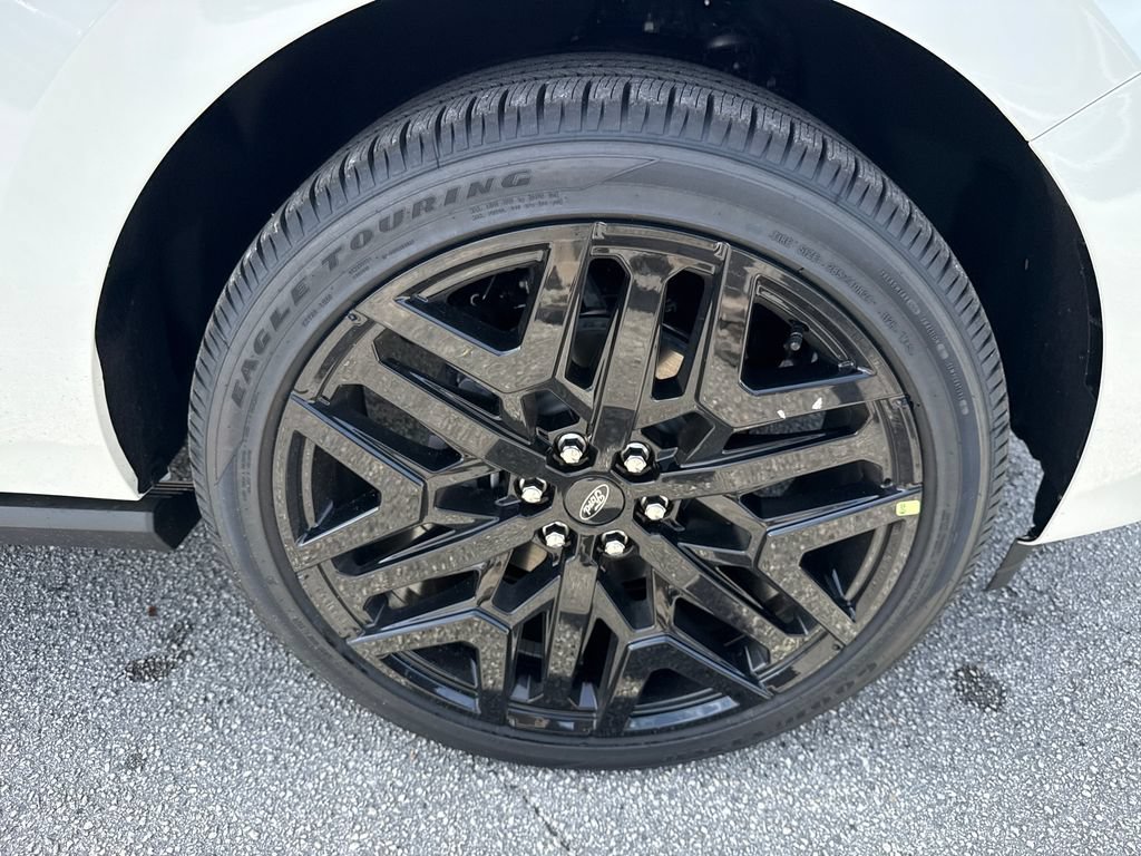 New 2027 Ford Expedition Max Platinum w/ Stealth Performance Package AWD/4WD image 12