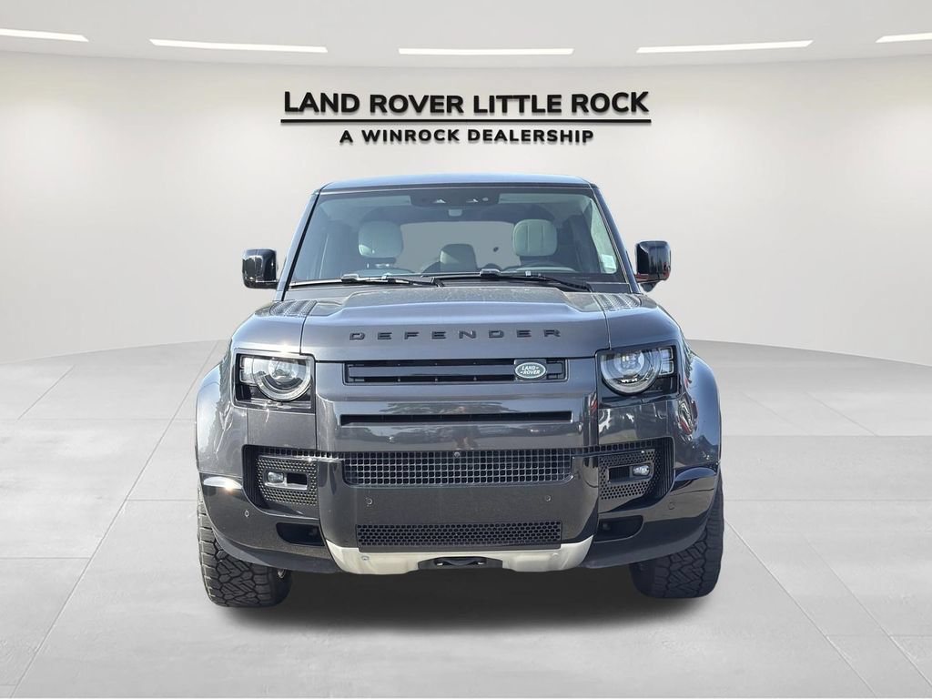 Used 2025 Land Rover Defender 110 V8 AWD/4WD image 8