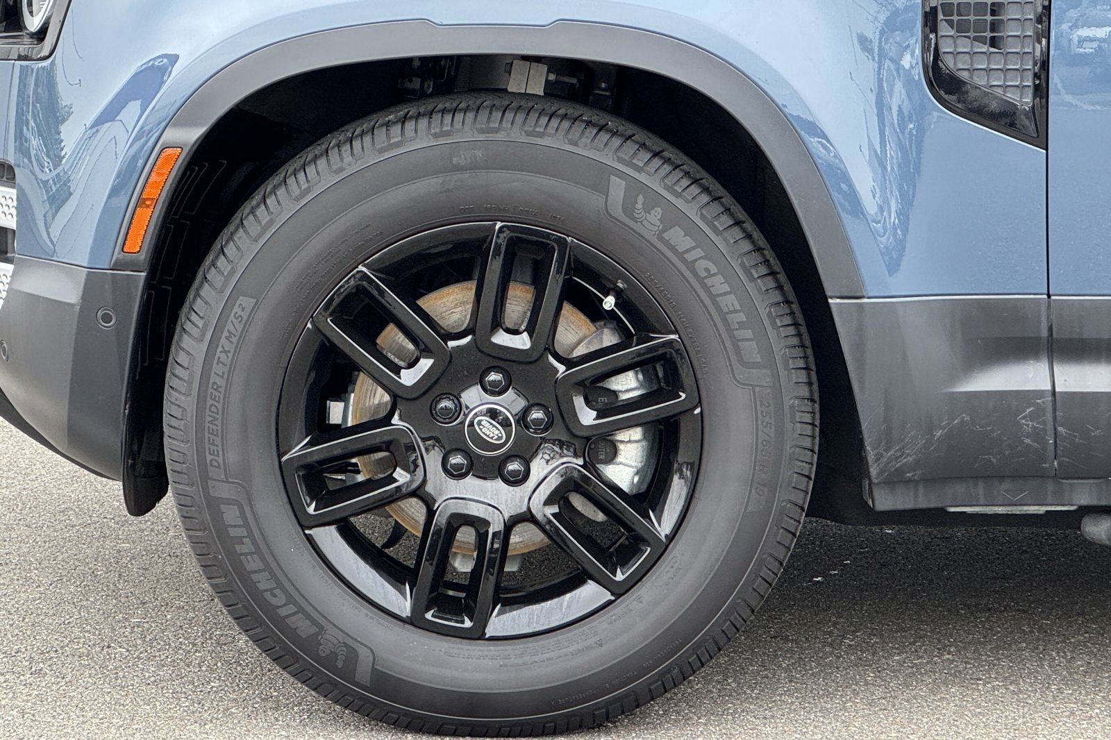 Certified 2023 Land Rover Defender 110 S image 33