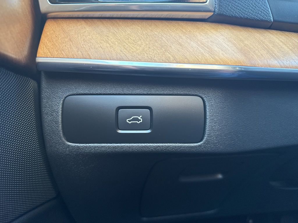 Used 2024 Volvo XC90 B5 Plus image 26