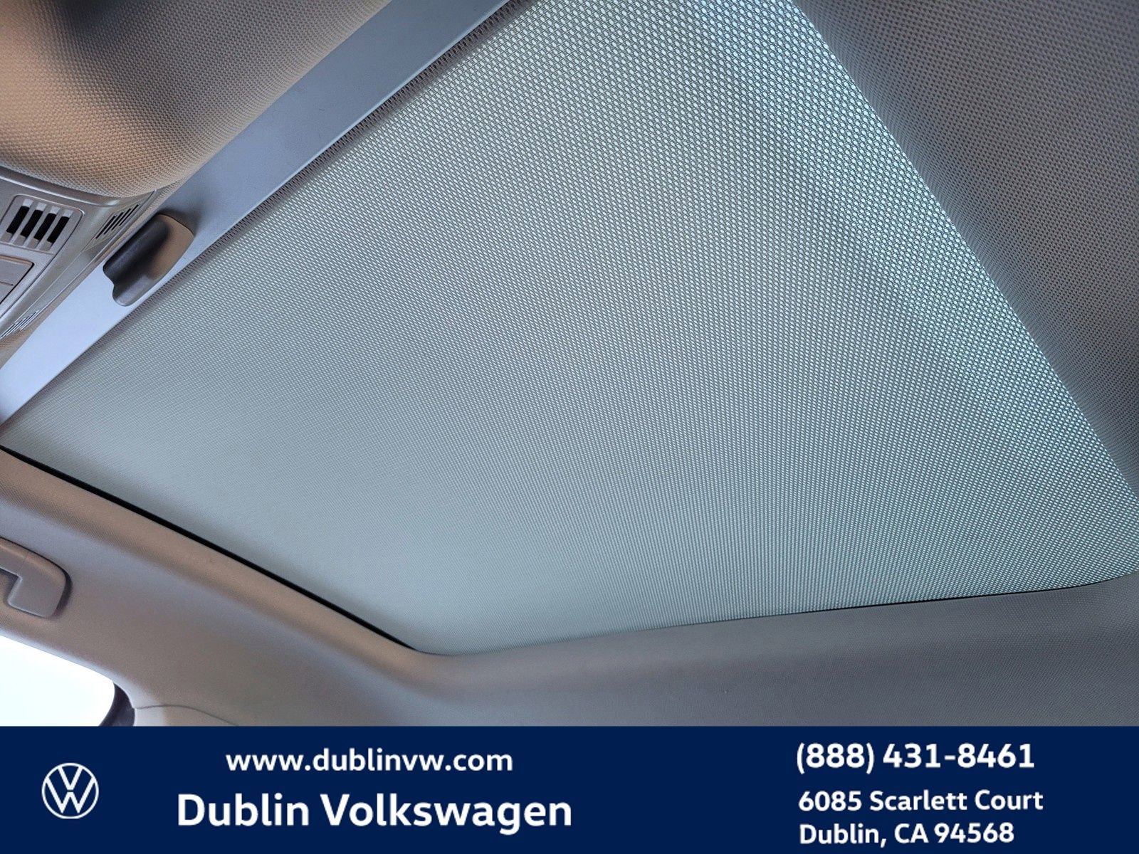 Used 2024 Volkswagen Jetta SE image 18