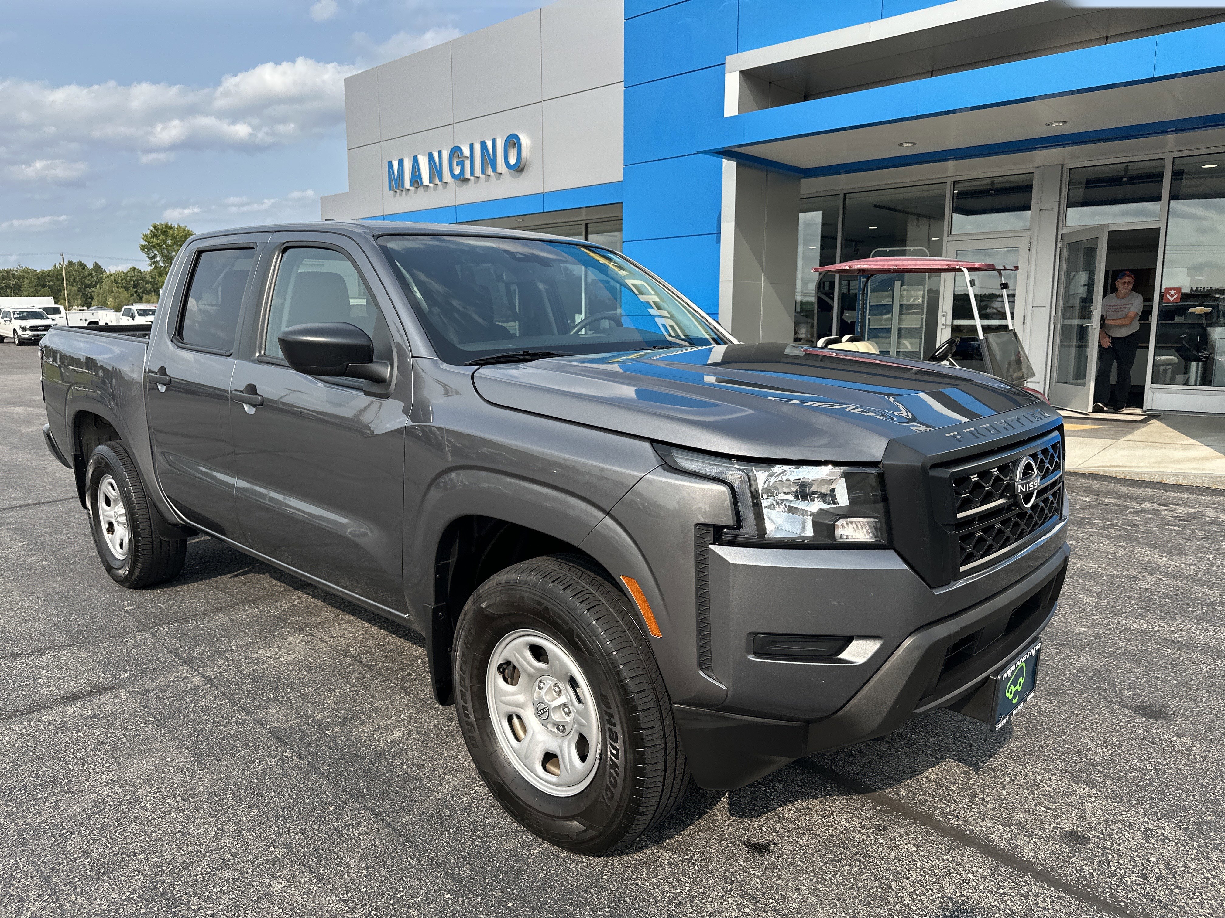 Used 2022 Nissan Frontier S w/ Technology Package image 2