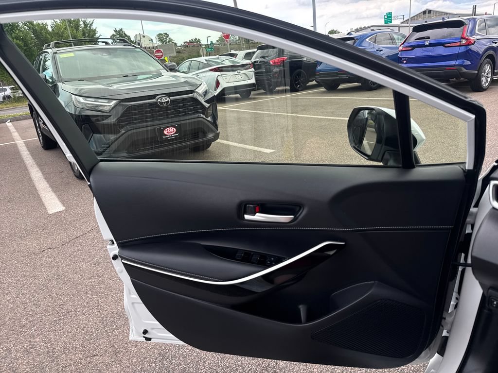 Used 2023 Toyota Corolla XSE FWD image 33