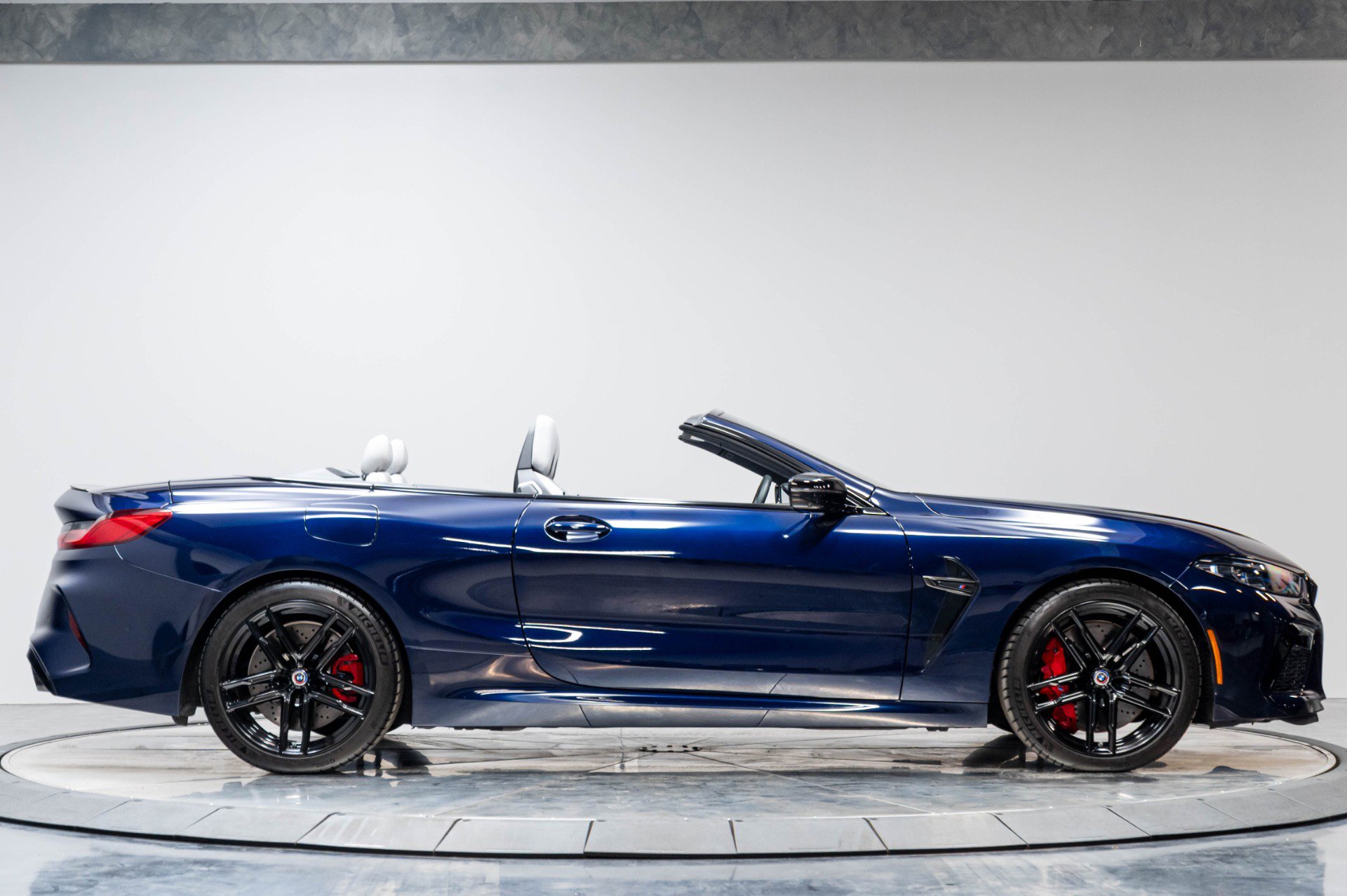 Used 2023 BMW M8 Competition AWD/4WD image 18