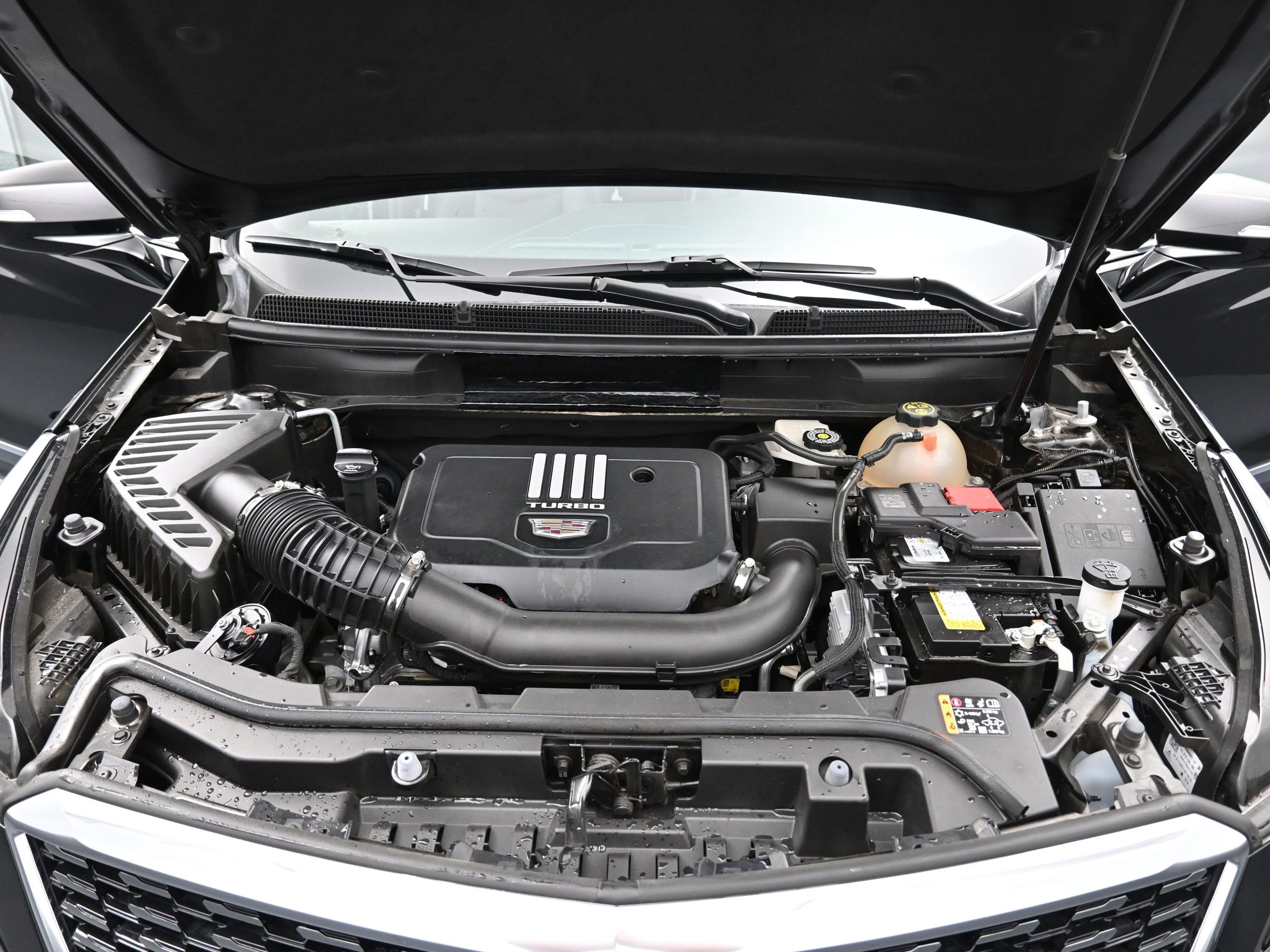 Used 2024 Cadillac XT5 Luxury w/ LPO, Floor Liner Package image 18