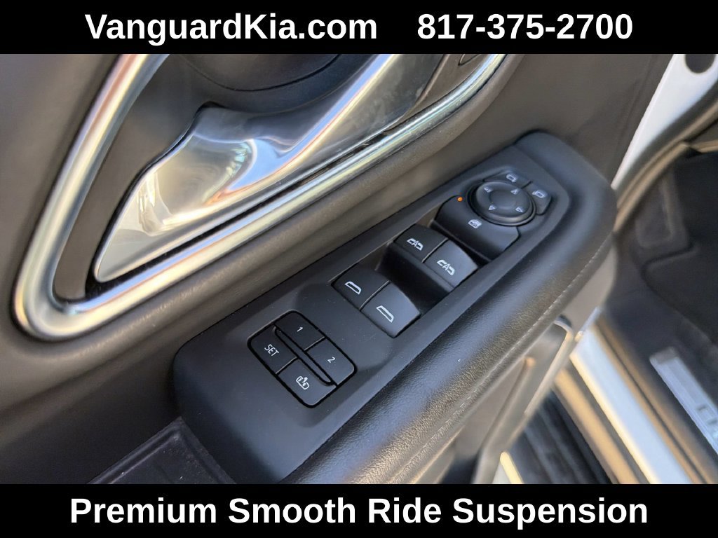 Used 2024 Chevrolet Tahoe LT RWD image 17