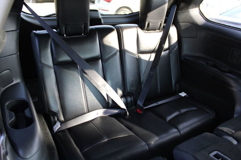 Used 2020 Nissan Pathfinder SL image 18