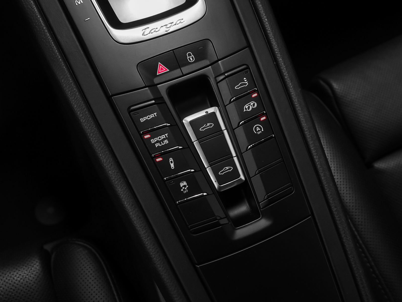 Certified 2015 Porsche 911 Targa 4S image 39