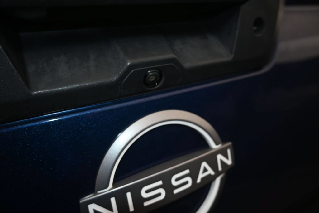 Used 2022 Nissan Frontier SV RWD image 38