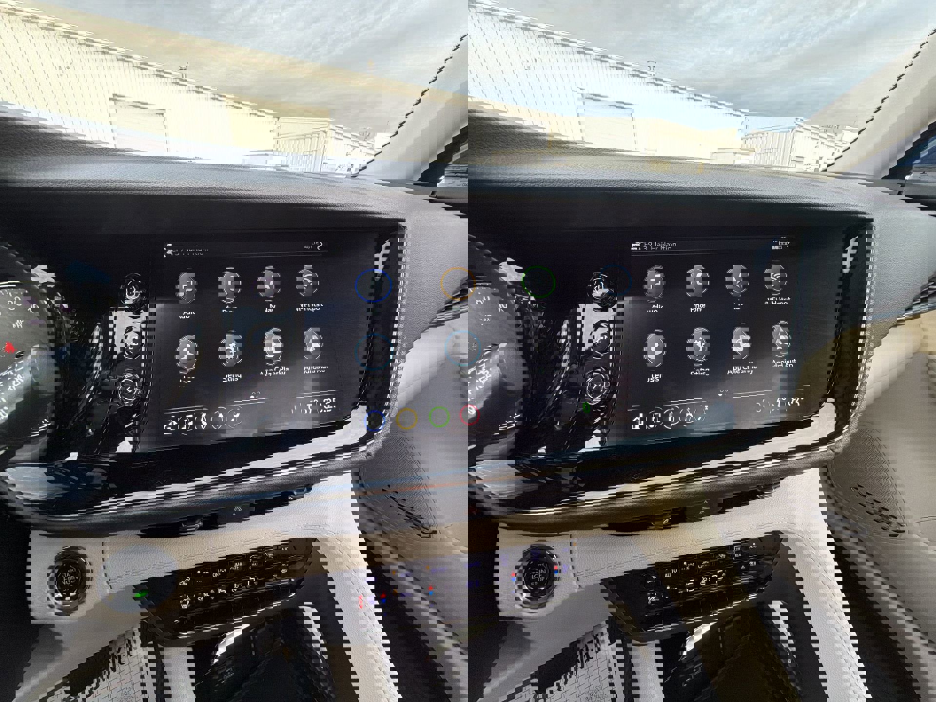 Used 2023 Buick Envision Avenir image 13