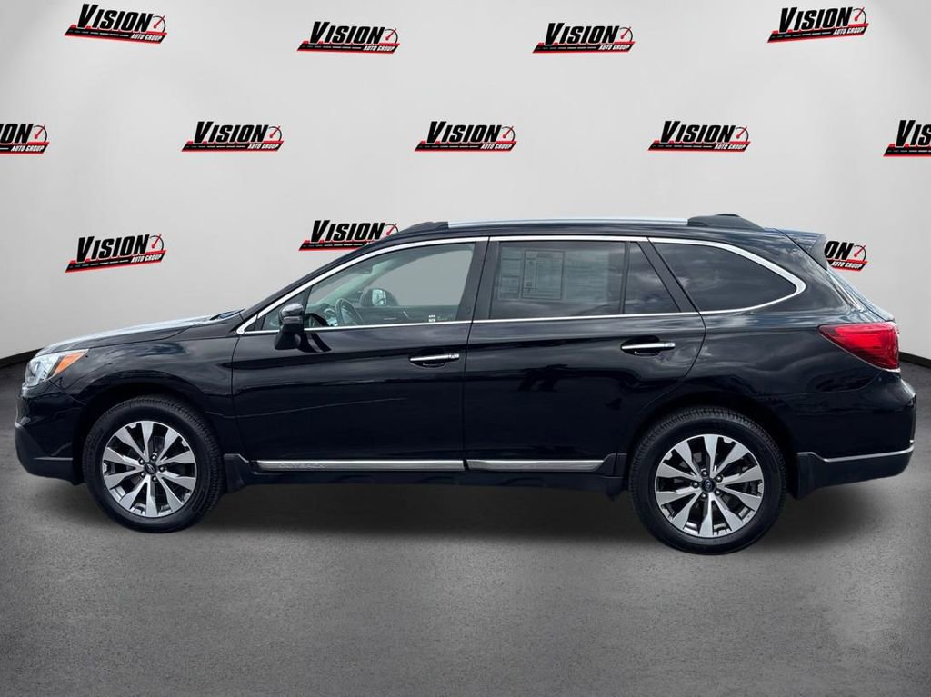 Used 2017 Subaru Outback 2.5i Touring image 8