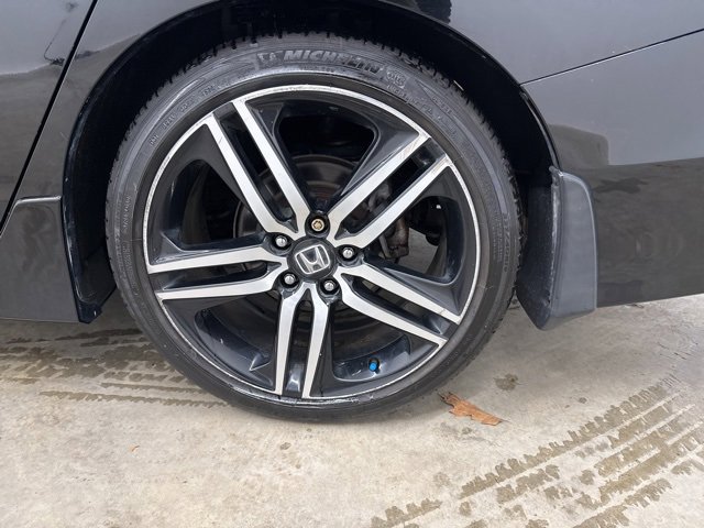 Used 2016 Honda Accord Sport image 9