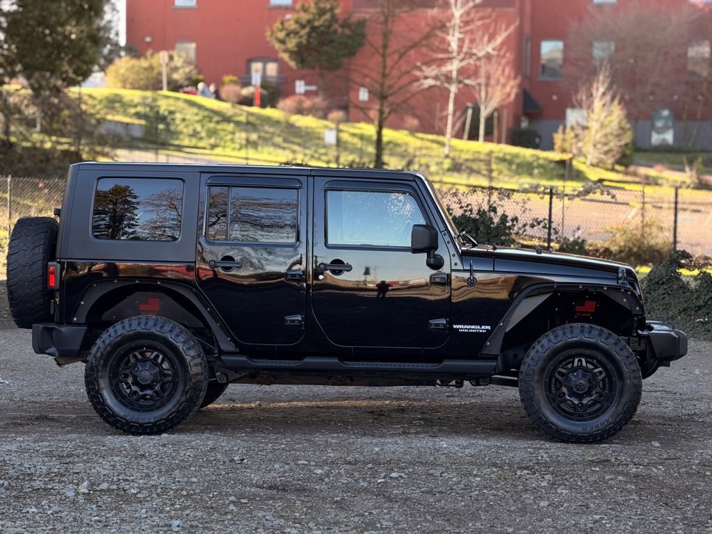 Used 2010 Jeep Wrangler Unlimited Islander image 7