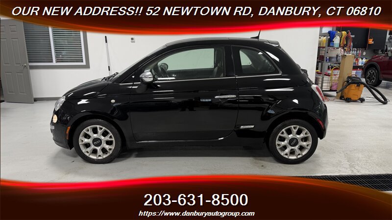 Used 2017 FIAT 500 Lounge FWD image 1