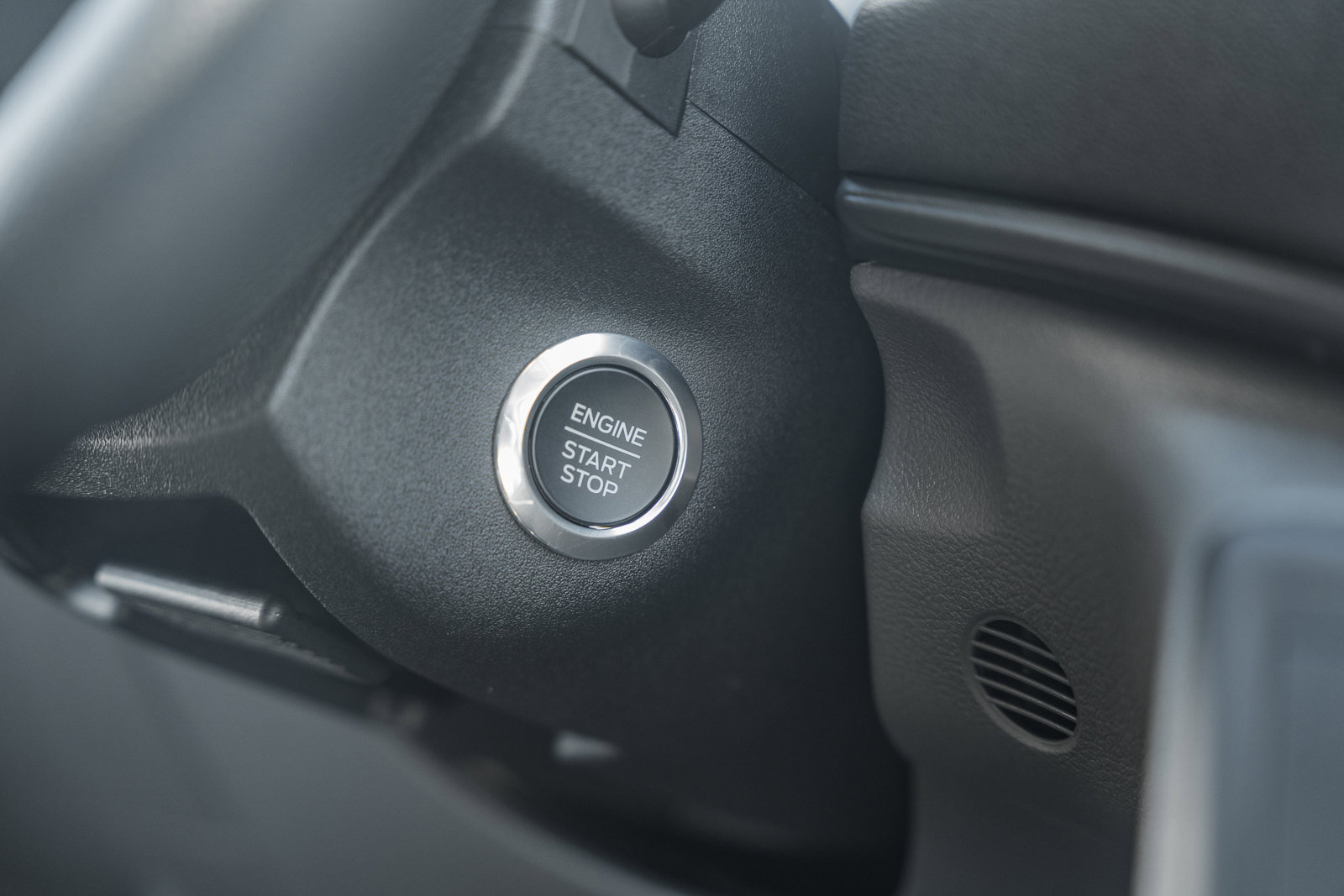 New 2026 Ford Transit 250 Low Roof w/ Load Area Protection Package RWD image 27