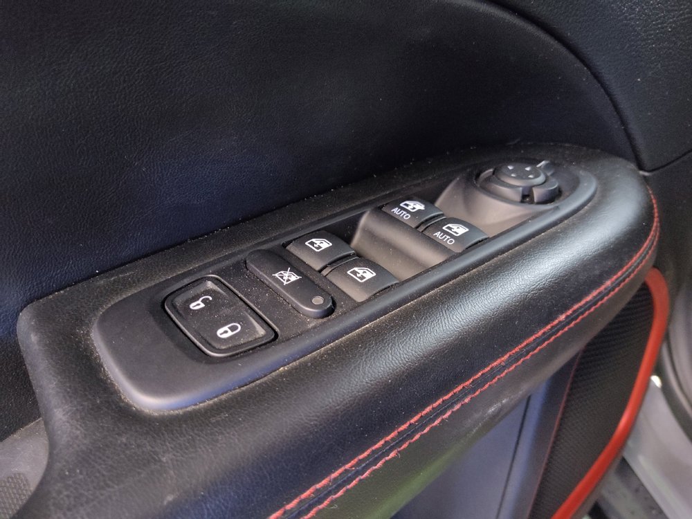 Used 2020 Jeep Compass Trailhawk w/ Popular Equipment Group AWD/4WD image 27