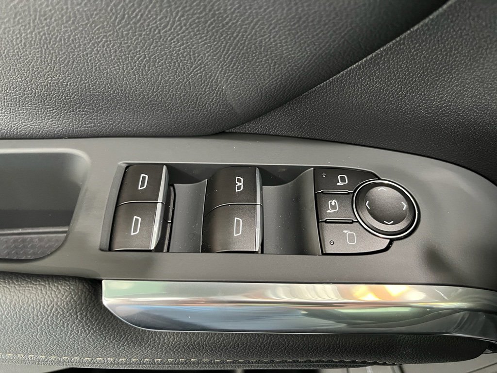 New 2026 Chevrolet Traverse High Country w/ LPO, Floor Liner Package FWD image 34
