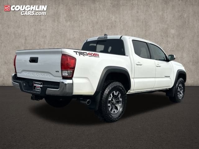 Used 2017 Toyota Tacoma 4x4 Double Cab image 7