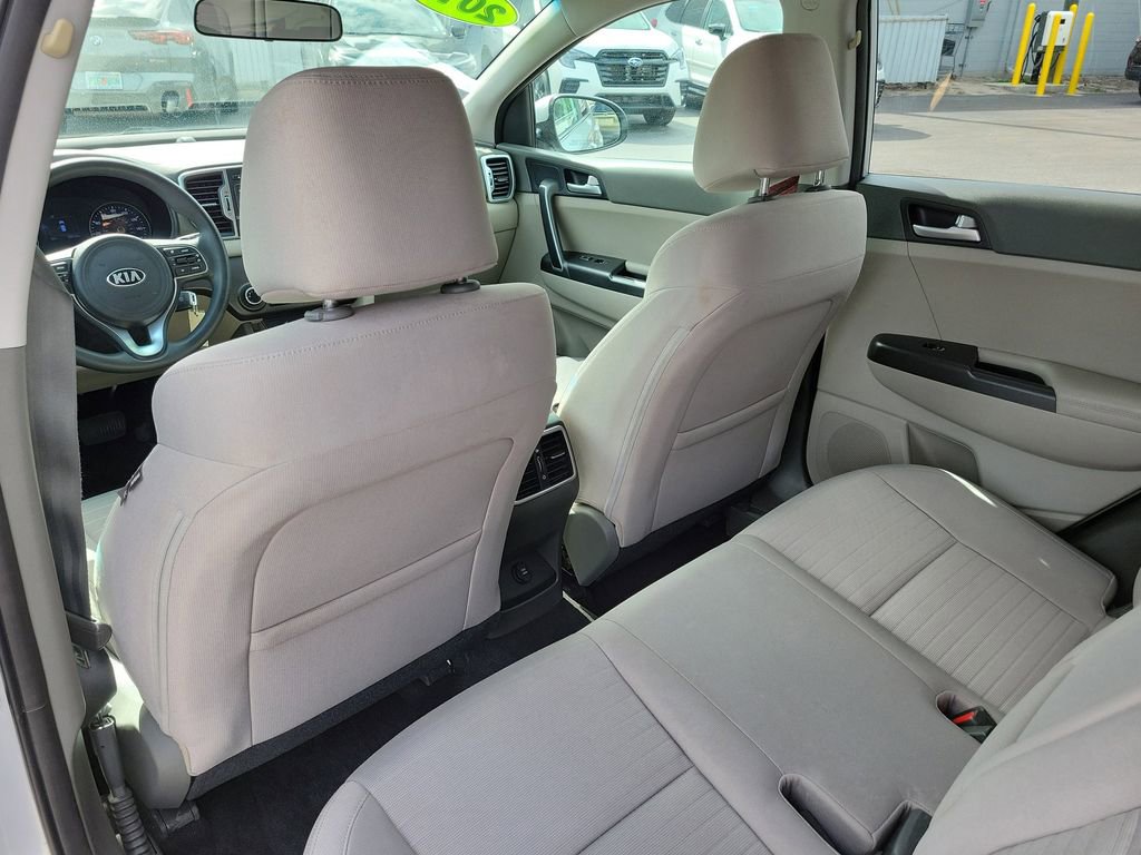 Used 2017 Kia Sportage LX w/ LX Popular Package image 10